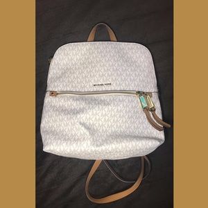 Michael Kors Medium Rhea Signature Slim Backpack